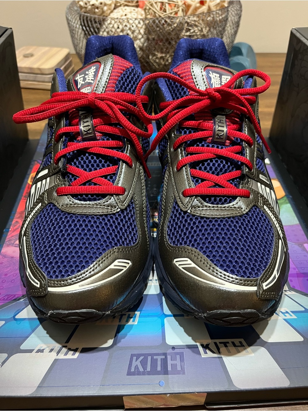 Asics x Kith x Marvel Comics Kayano 12.1 Captain America SZ 12 - Picture 2 of 13